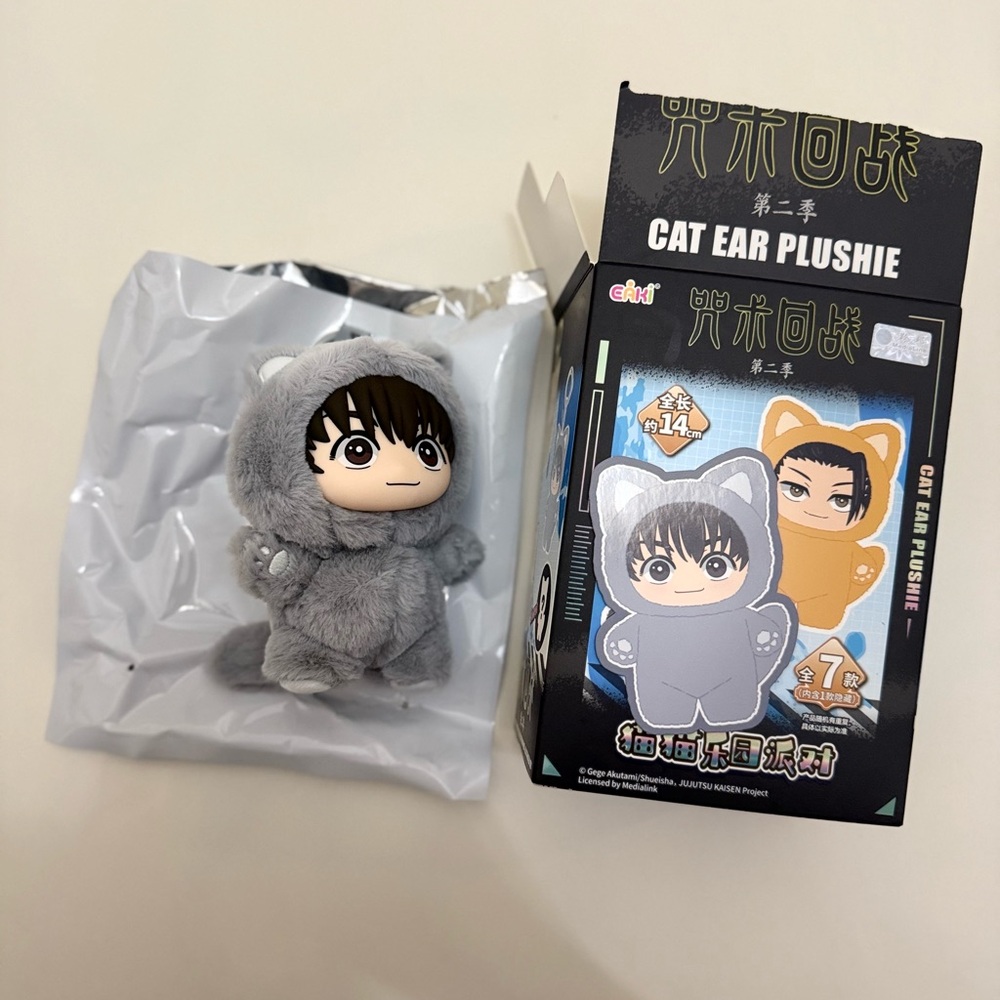 Eaki Jujutsu Kaisen Cat Ear Plush